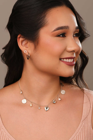 Brinco Ferradura Cravejada Cristal Ródio Branco