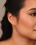 Brinco Coração Vazado Ponto de Luz Cristal Ródio Branco