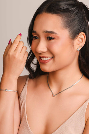 Brinco Quadrado Ponto de Luz Cristal 7 mm Ródio Branco