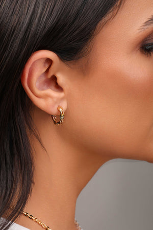 Brinco Argola Click Torcida Dupla 1.5 cm Banhado a Ouro 18K