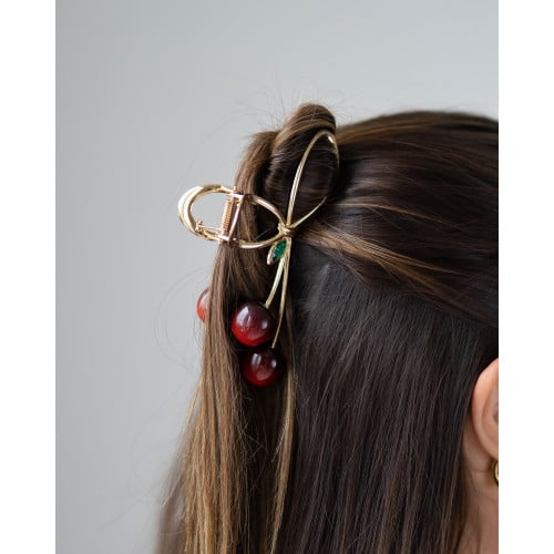Presilha Cereja Banho Dourado