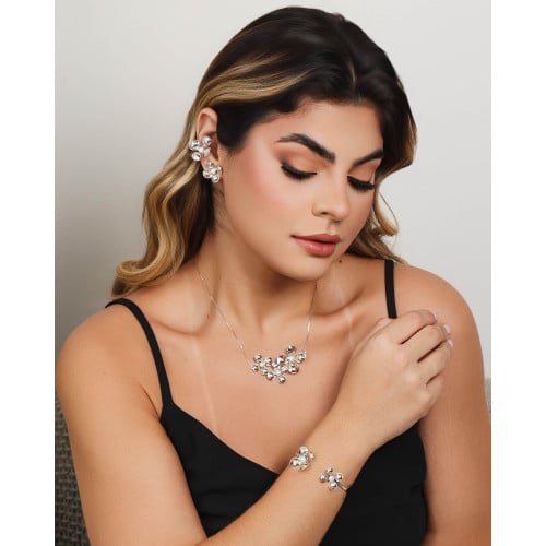 Bracelete Flor Pérola Ródio Branco