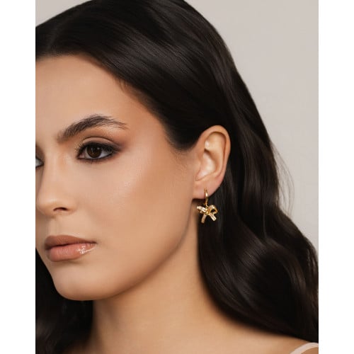 Brinco Argola Click Laço Baguetes Cristal 2.6 cm Banhado a Ouro 18K