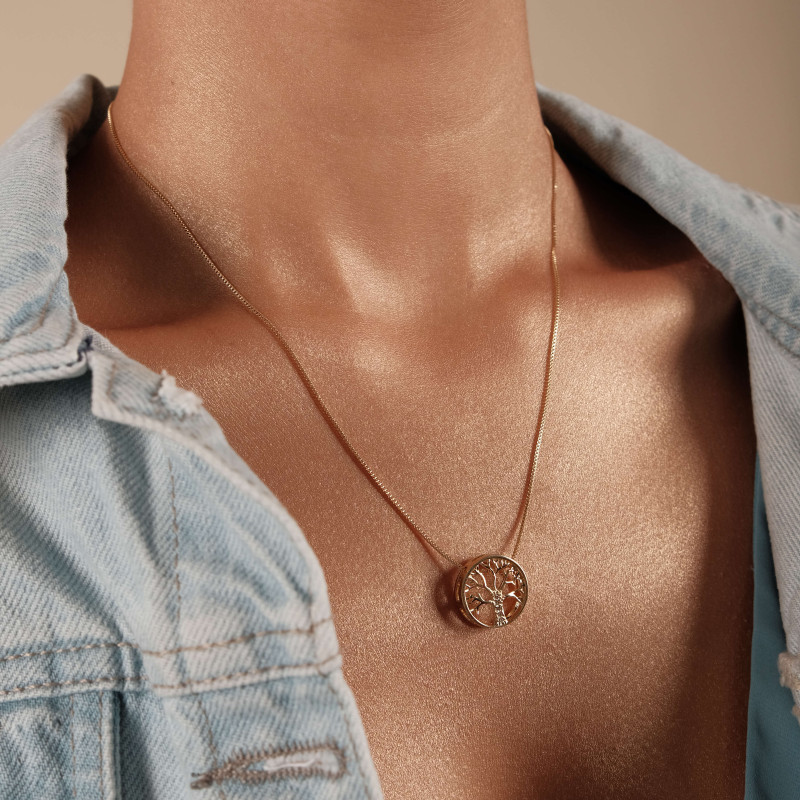 Gargantilha Árvore da Vida Cravejada Cristal Banhado a Ouro 18K