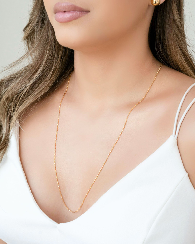 Gargantilha Longa Canutilhos e Bolinhas Banhado a Ouro 18K