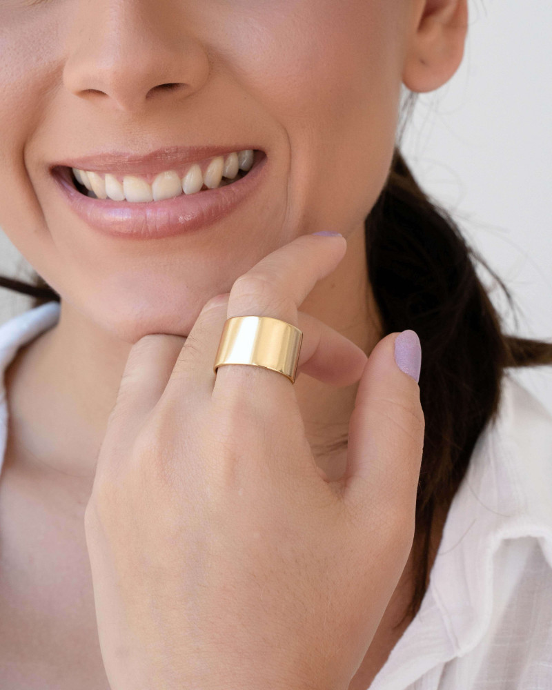Anel Liso 13mm Tamanho 16 Banhado a Ouro 18K