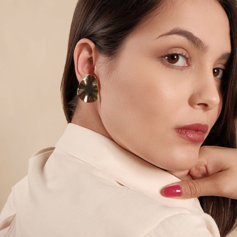 Brinco Orgânico Oval Banhado a Ouro 18K