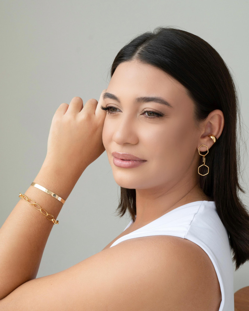 Piercing Argola Abaulado Liso Banhado a Ouro 18K