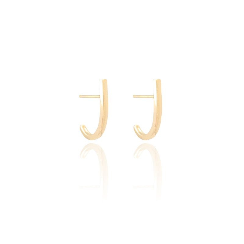 Brinco Meia Argola Oval Liso Banhado a Ouro 18K
