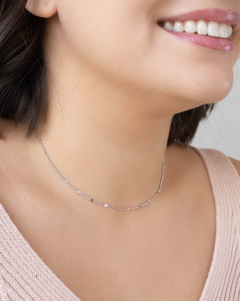 Choker Plaquinhas Grumet Ródio Branco