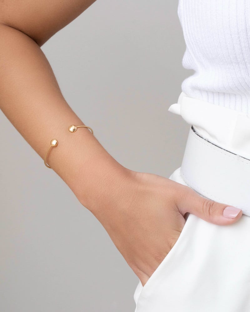 Bracelete Fio Detalhe Redondo Liso Banhado a Ouro 18K