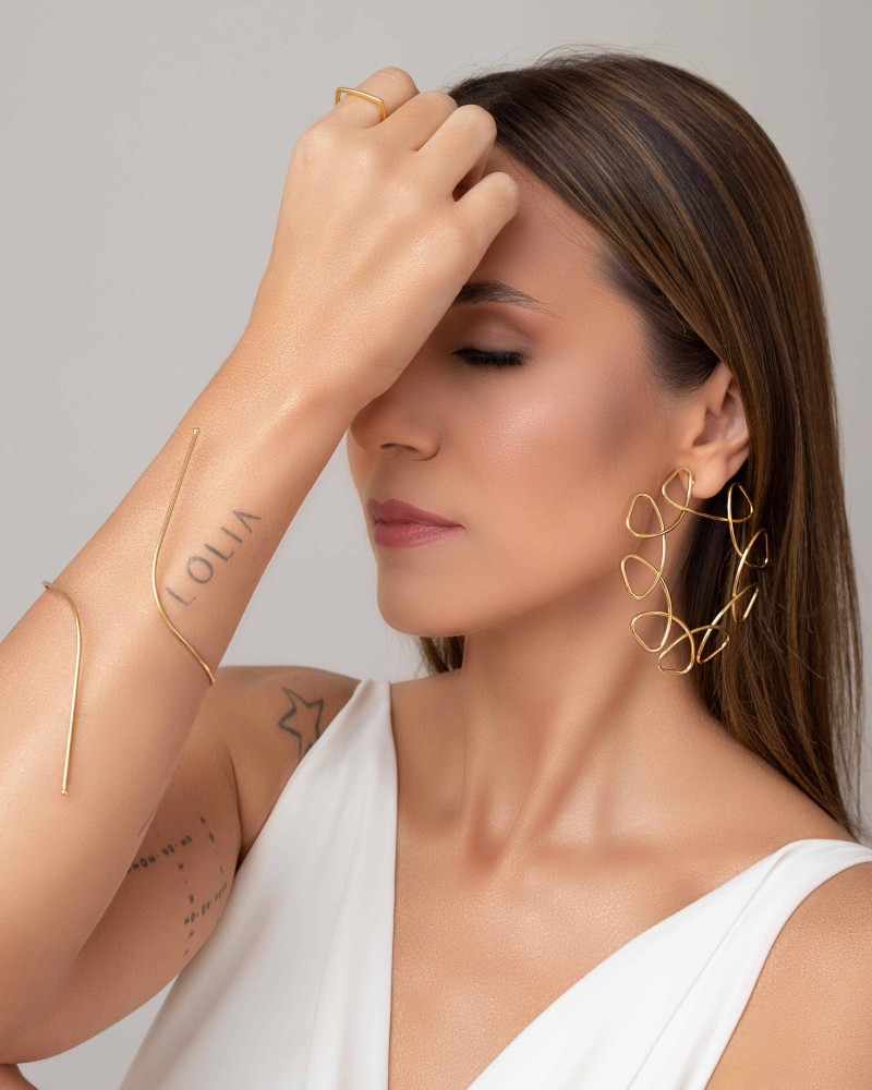 Anel Reto Liso Tamanho 17 Banhado a Ouro 18K