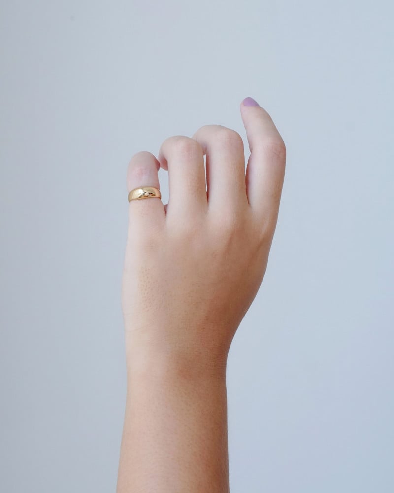 Anel Dedinho Liso Tamanho P Banhado a Ouro 18K