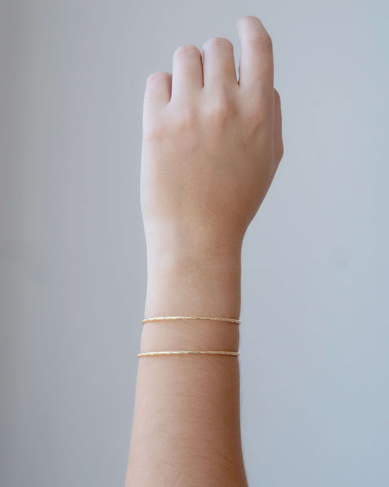 Bracelete Detalhado Banhado a Ouro 18K