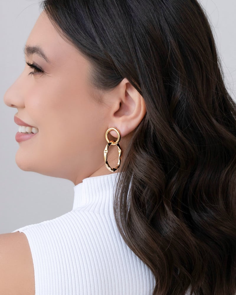 Brinco Argola Frontal Entrelaçada Martelada 4.2 cm Banhado a Ouro 18K