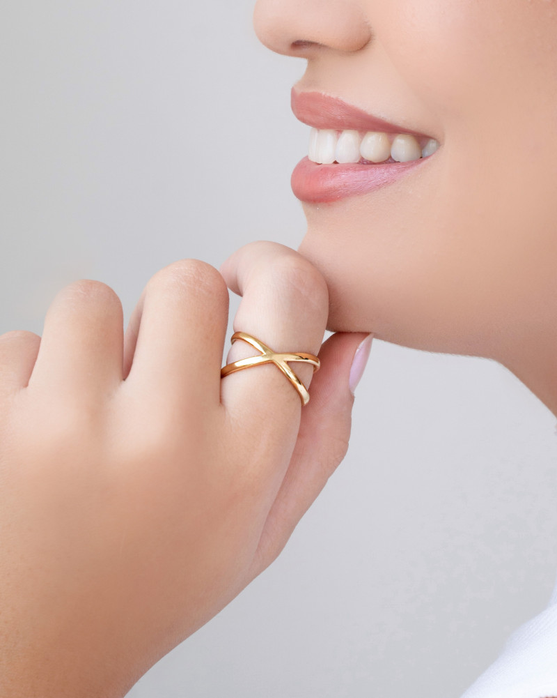 Anel em X Liso Tamanho 15 Banhado a Ouro 18K