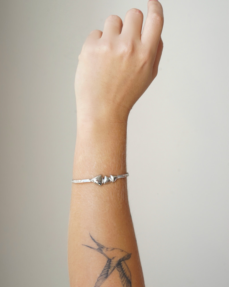 Pulseira Malha Fita Triângulos Lisos Ródio Branco