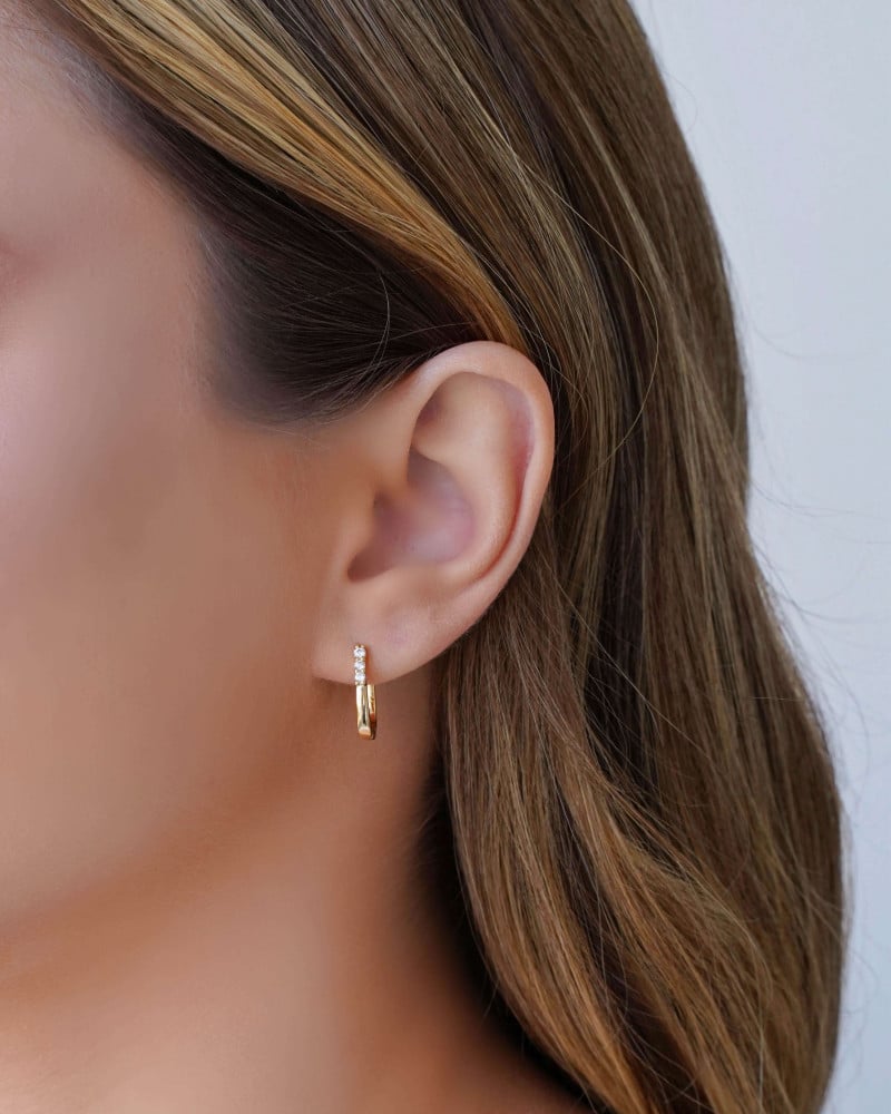 Brinco Argola Click em U Cravejado Cristal 1.5 cm Banhado a Ouro 18K