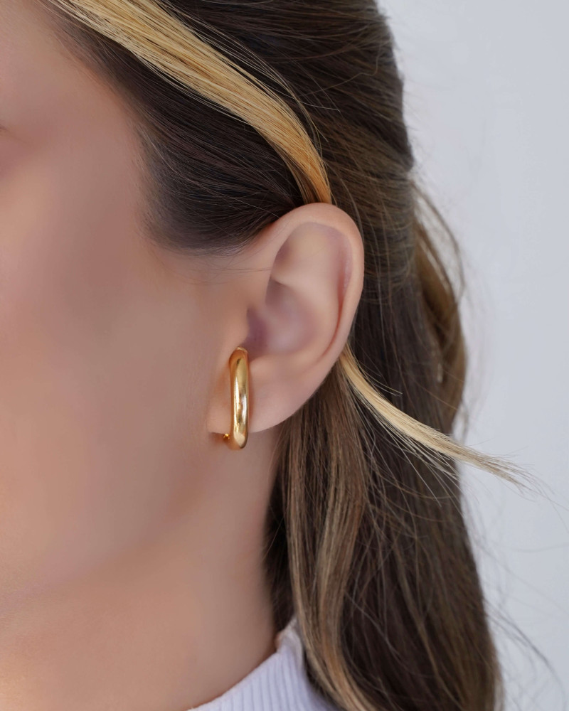 Ear Hook Tubo 4 mm Banhado a Ouro 18K