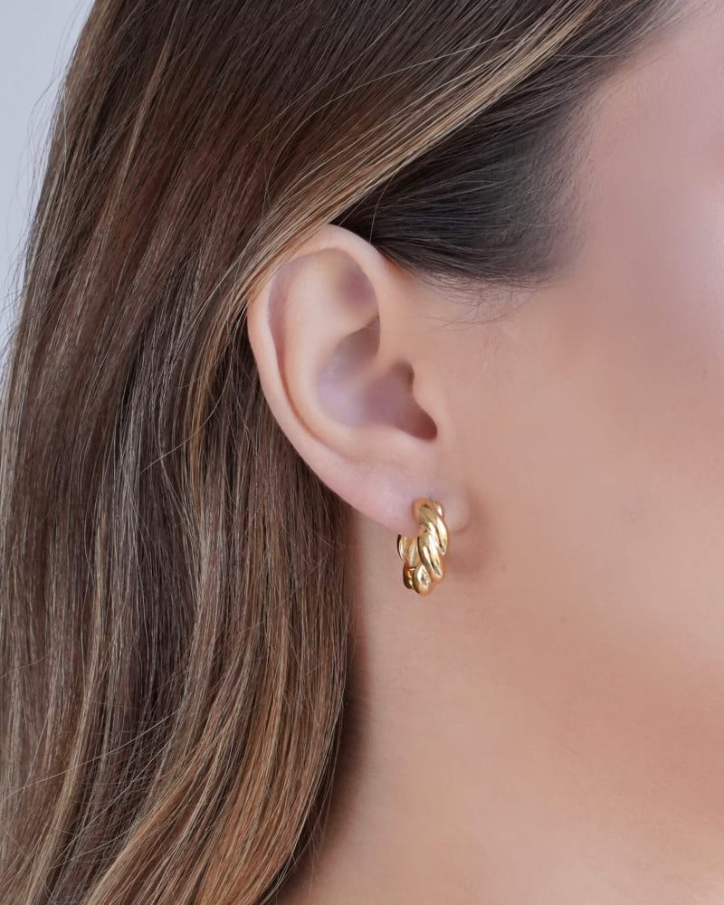 Brinco Argola Click Torcida 1.6 mm Banhado a Ouro 18K