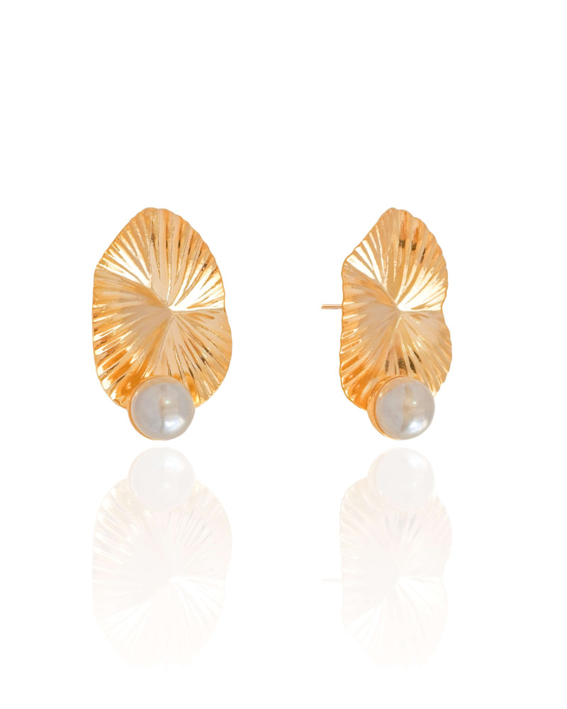 Brinco Oval Orgânico Pérola 2.5 cm Banhado a Ouro 18K