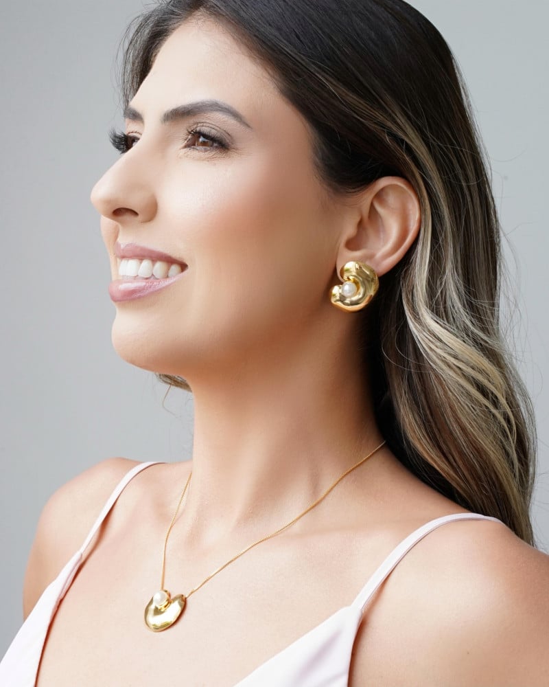 Gargantilha Veneziana Orgânico Liso Pérola Banhado a Ouro 18K
