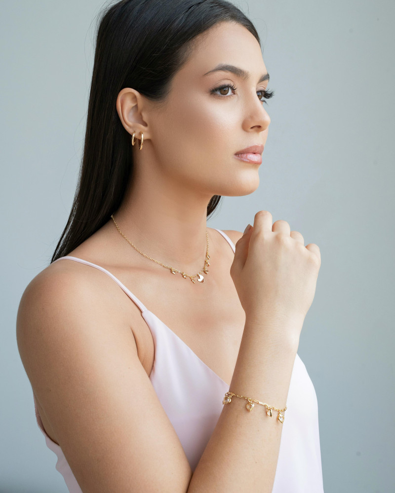 Choker Elos Corações Lisos e Cristal Banhado a Ouro 18K
