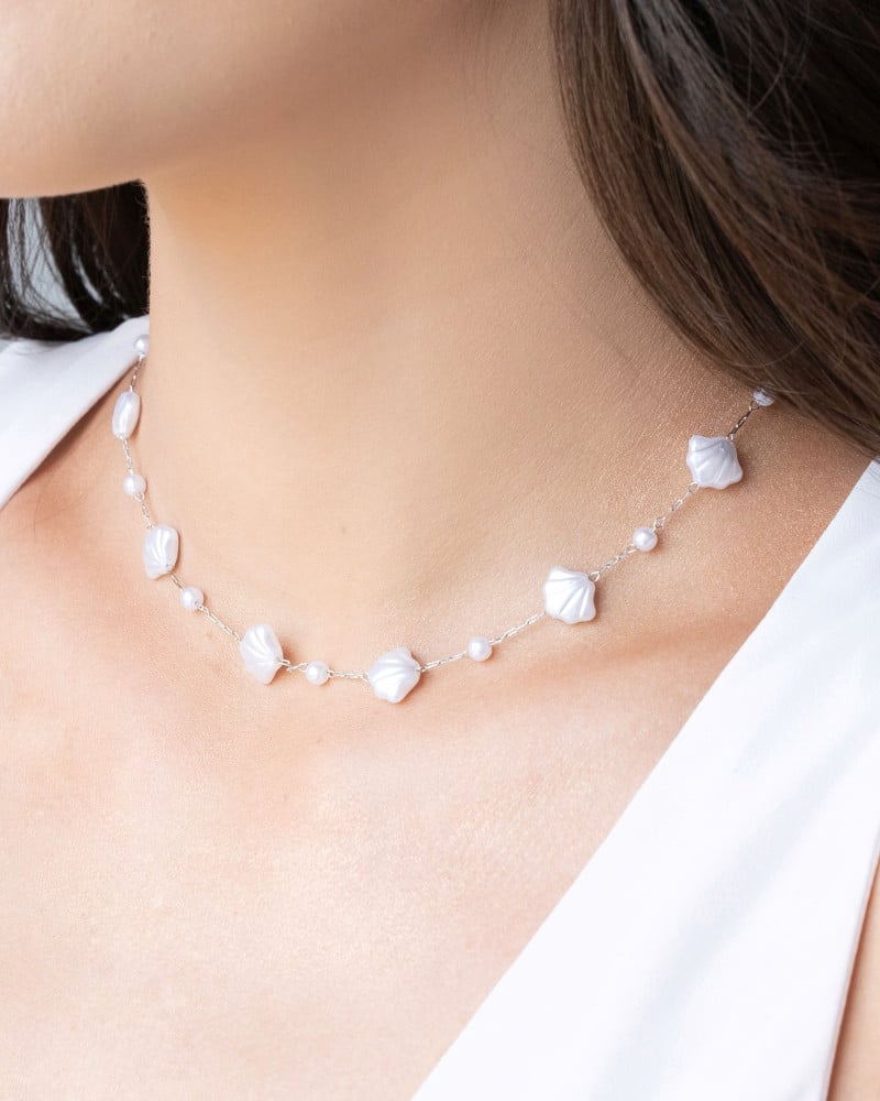 Choker Conchas em Pérola Ródio Branco