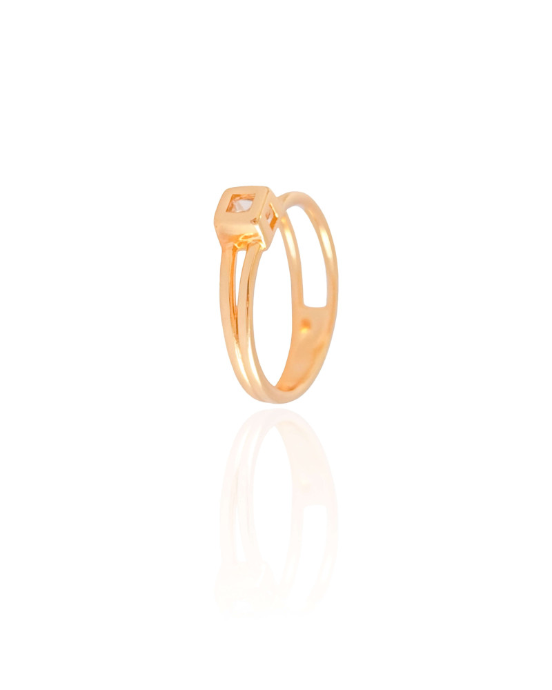 Anel Vazado Quadrado Cristal Tamanho 18 Banhado a Ouro 18K