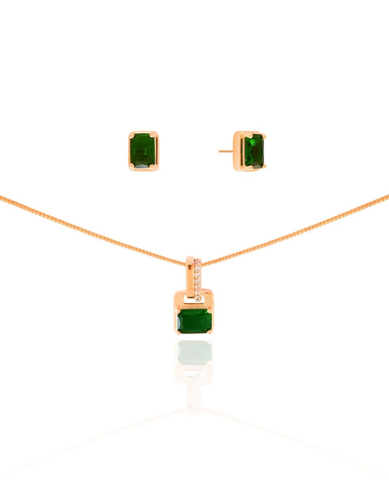 Conjunto Retangular Esmeralda Cravejado Cristal Banhado na Ouro 18K