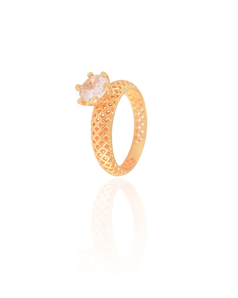 Anel Vazado Ponto de Luz Cristal Tamanho 16 Banhado a Ouro 18K