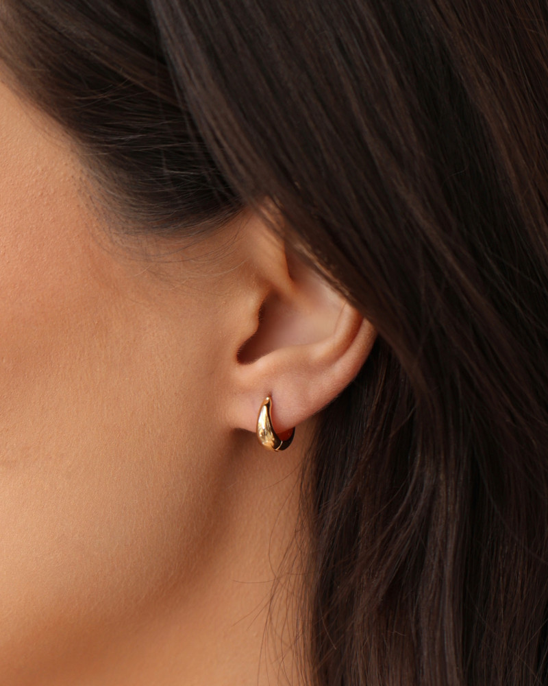 Brinco Argola Click Lisa 1.1 cm Banhado a Ouro 18K