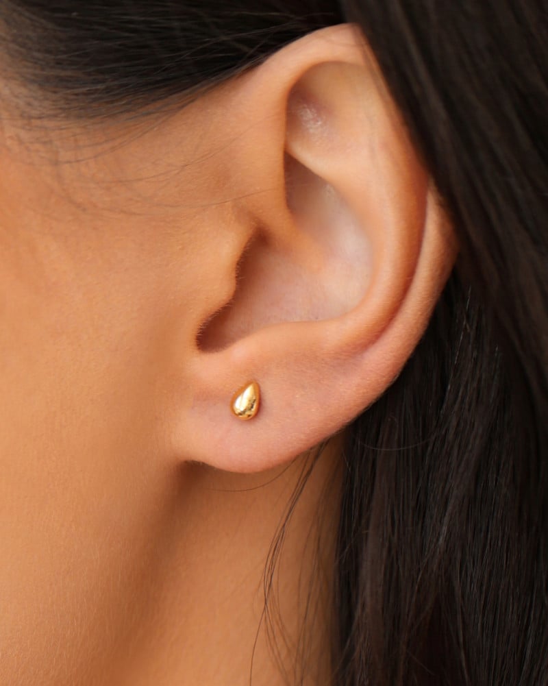 Brinco Gota Lisa 5 mm Banhado a Ouro 18K