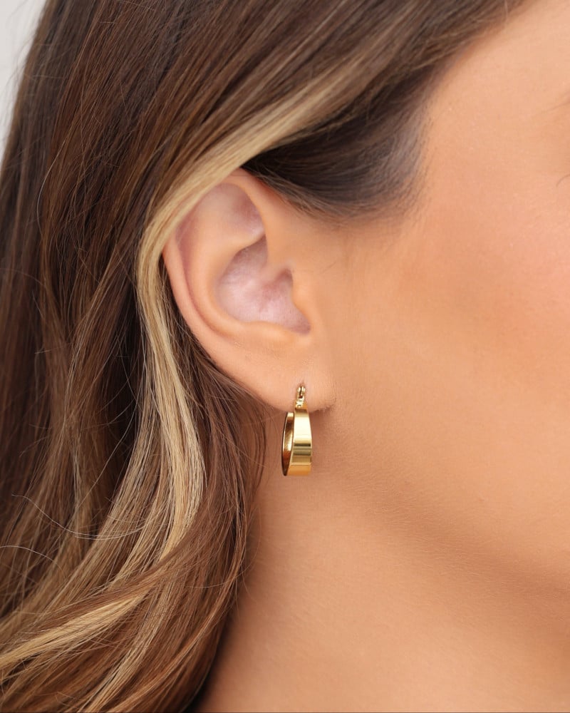 Brinco Argola Fecho Italiano Oval Lisa 2.1 cm Banhado a Ouro 18K