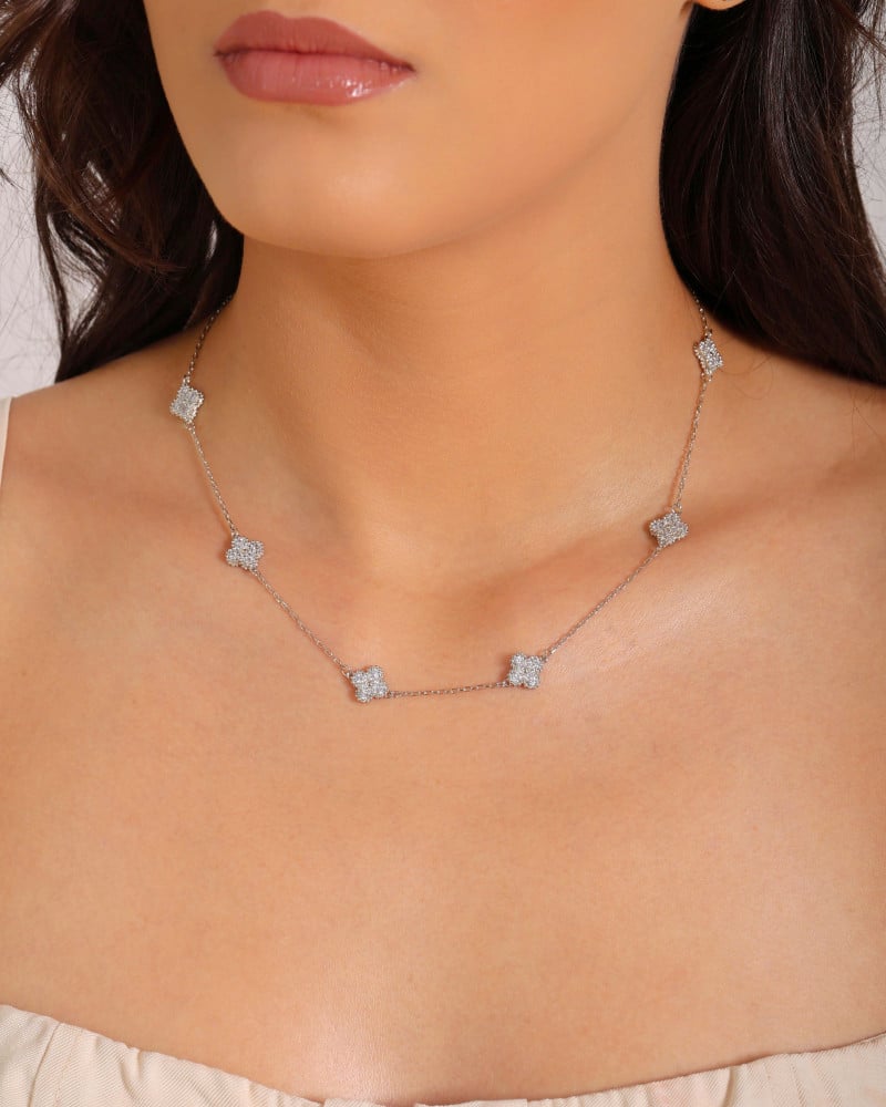 Gargantilha Elos Trevos Cravejados Cristal Ródio Branco - 45 cm