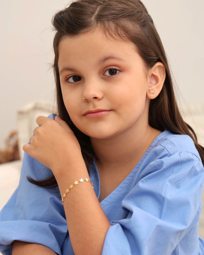 Brinco Infantil Borboleta Cravejada Colorida Banhado a Ouro 18K