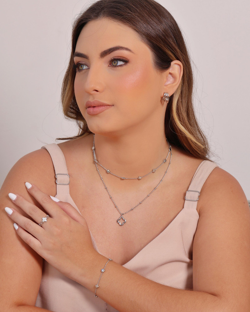 Choker Elos Estrelas Lisas Ródio Branco