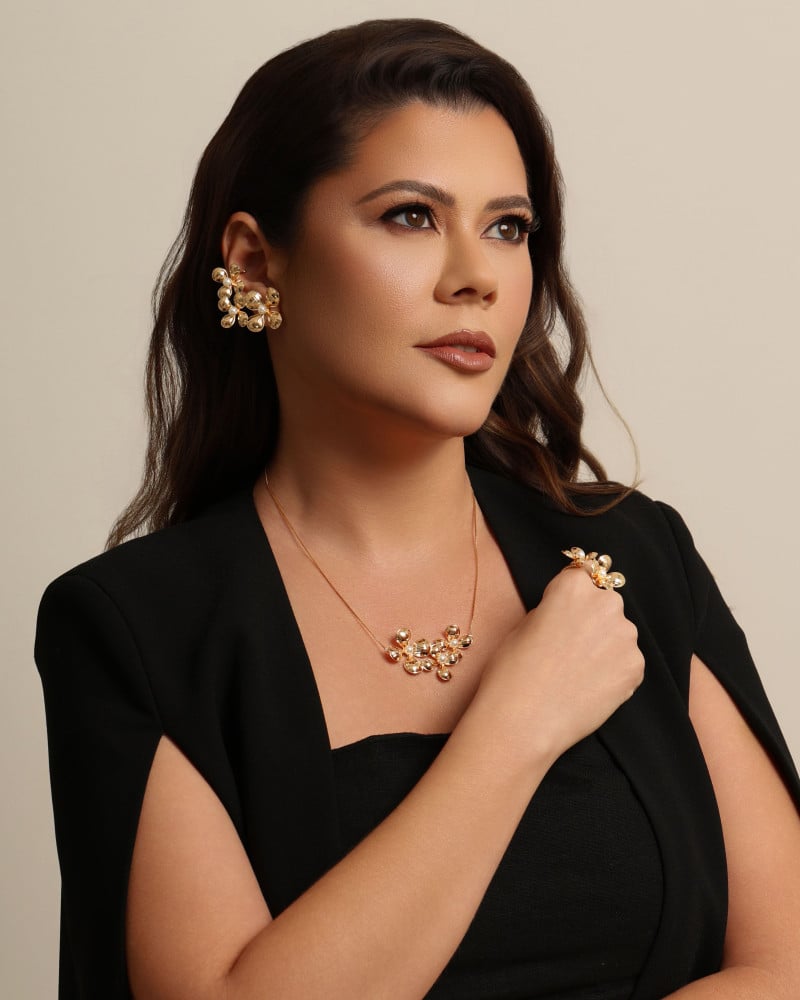 Anel Ajustável Flor Pérola Tamanho G Banhado a Ouro 18K