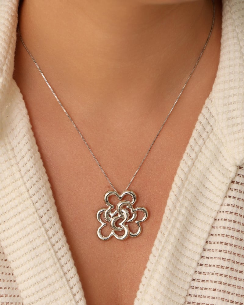 Gargantilha Veneziana Flor Entrelaçada Ródio Branco - 45 cm