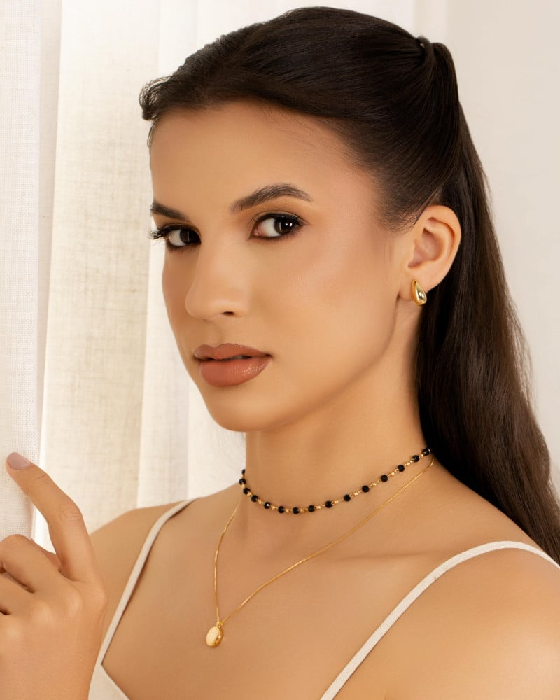 Choker Bolas Geométricas Pretas e Lisas Douradas Banhado a Ouro 18K