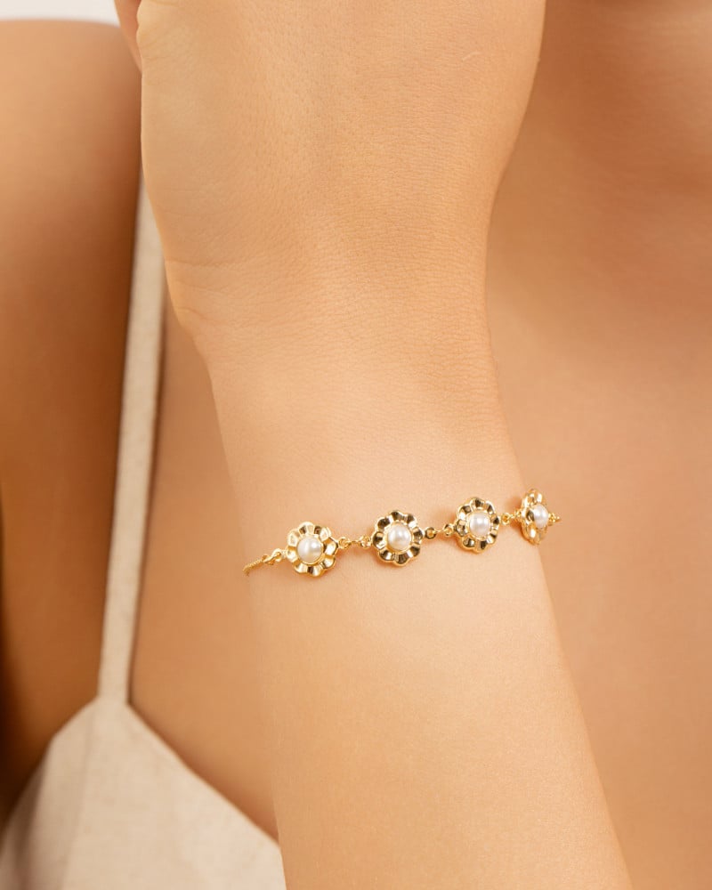 Pulseira Margaridas Pérolas Fecho Gravata Banhado a Ouro 18K