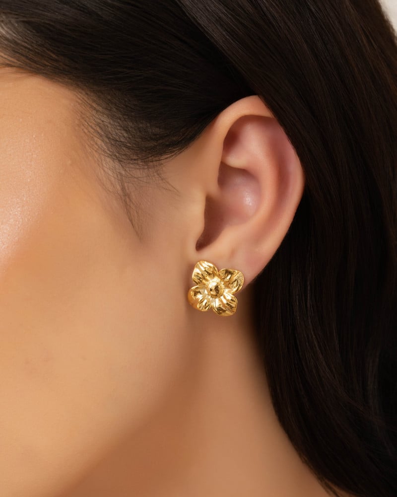 Brinco Flor 1.8 cm Banhado a Ouro 18K