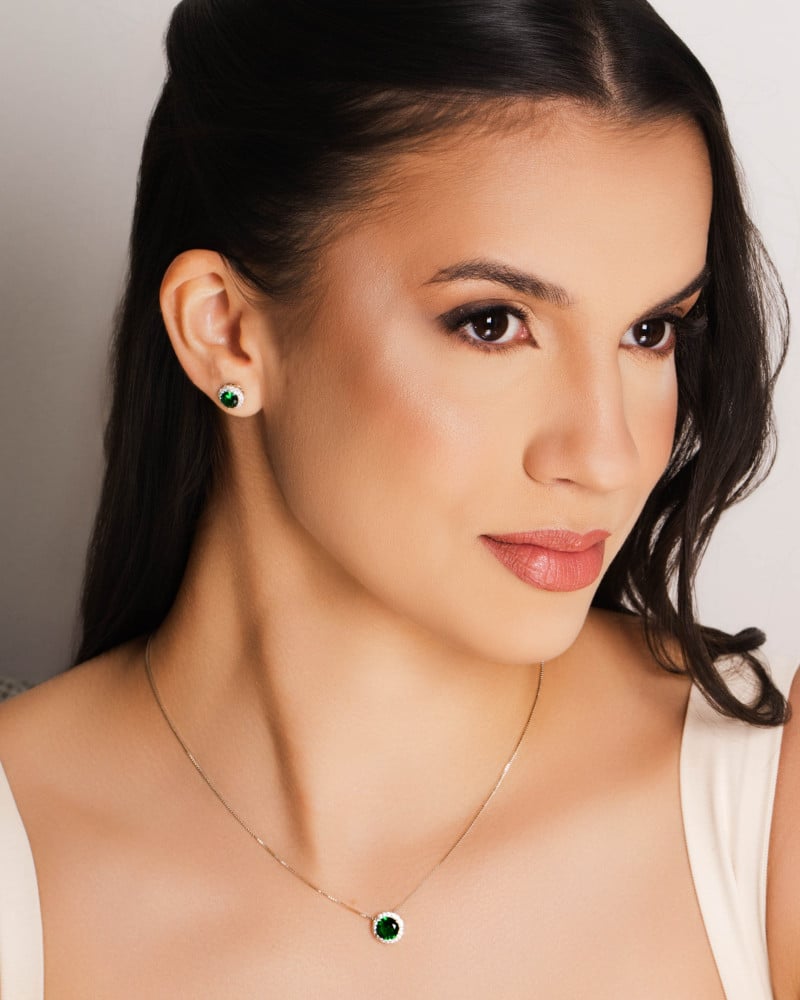 Conjunto Ponto de Luz Esmeralda Cravejado Cristal Ródio Branco