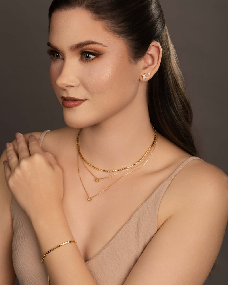 Brinco Ponto de Luz Cristal 3 mm Banhado a Ouro 18K