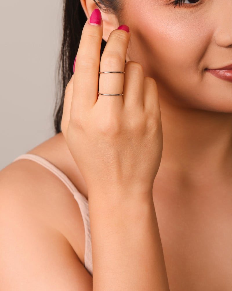 Anel Ajustável Fio Duplo Liso Tamanho M Ródio Branco