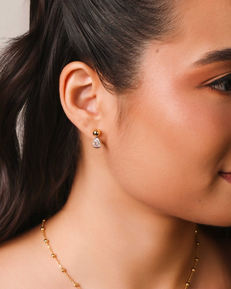 Brinco Bola Gota Cristal 7 mm Banhado a Ouro 18K