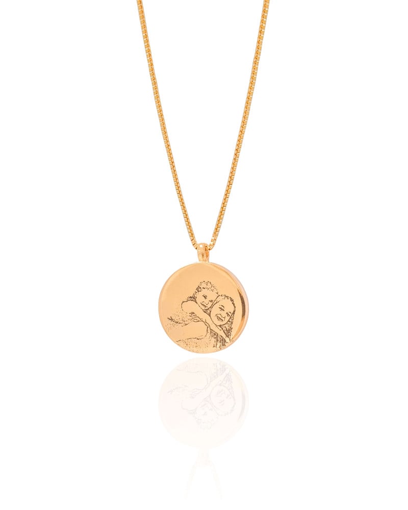 Gargantilha com Pingente Redondo Personalizado Banhado a Ouro 18K