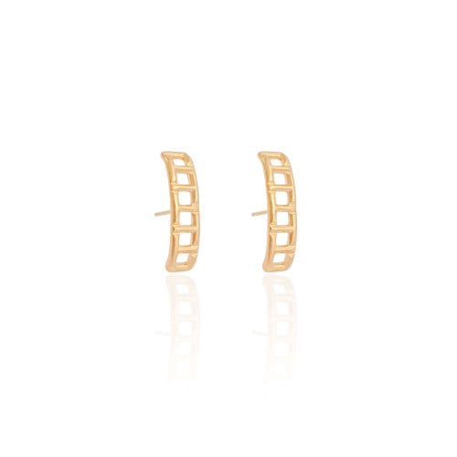 Ear Hook Quadrado Vazado Banhado a Ouro 18K