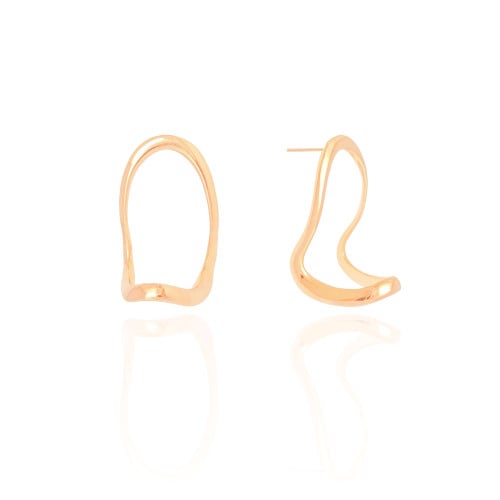 Brinco Orgânico Vazado Liso Banhado a Ouro 18K