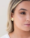 Brinco Esfera Lisa Banhado a Ouro 18K